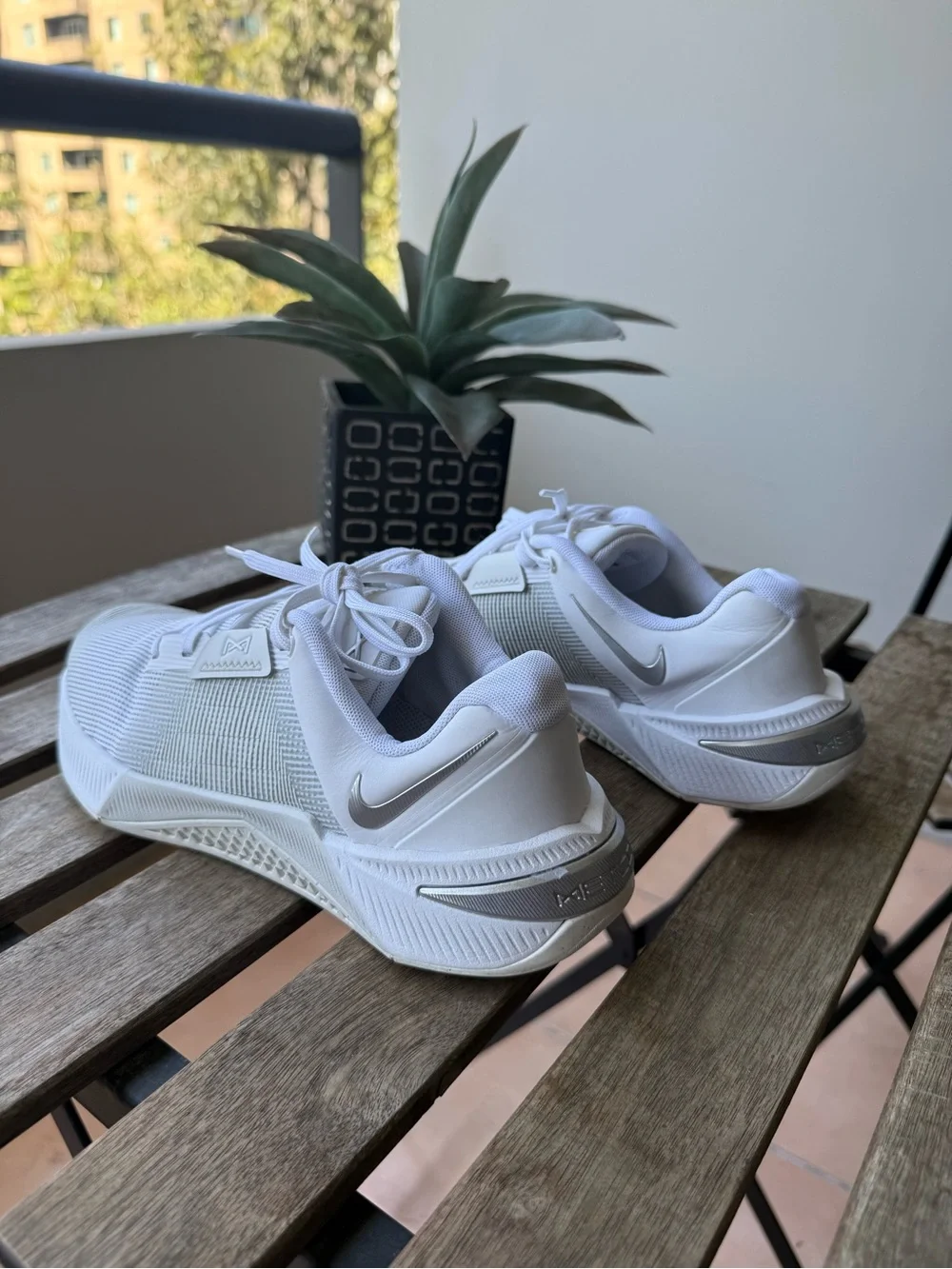 Nike Metcon 10 sneakers